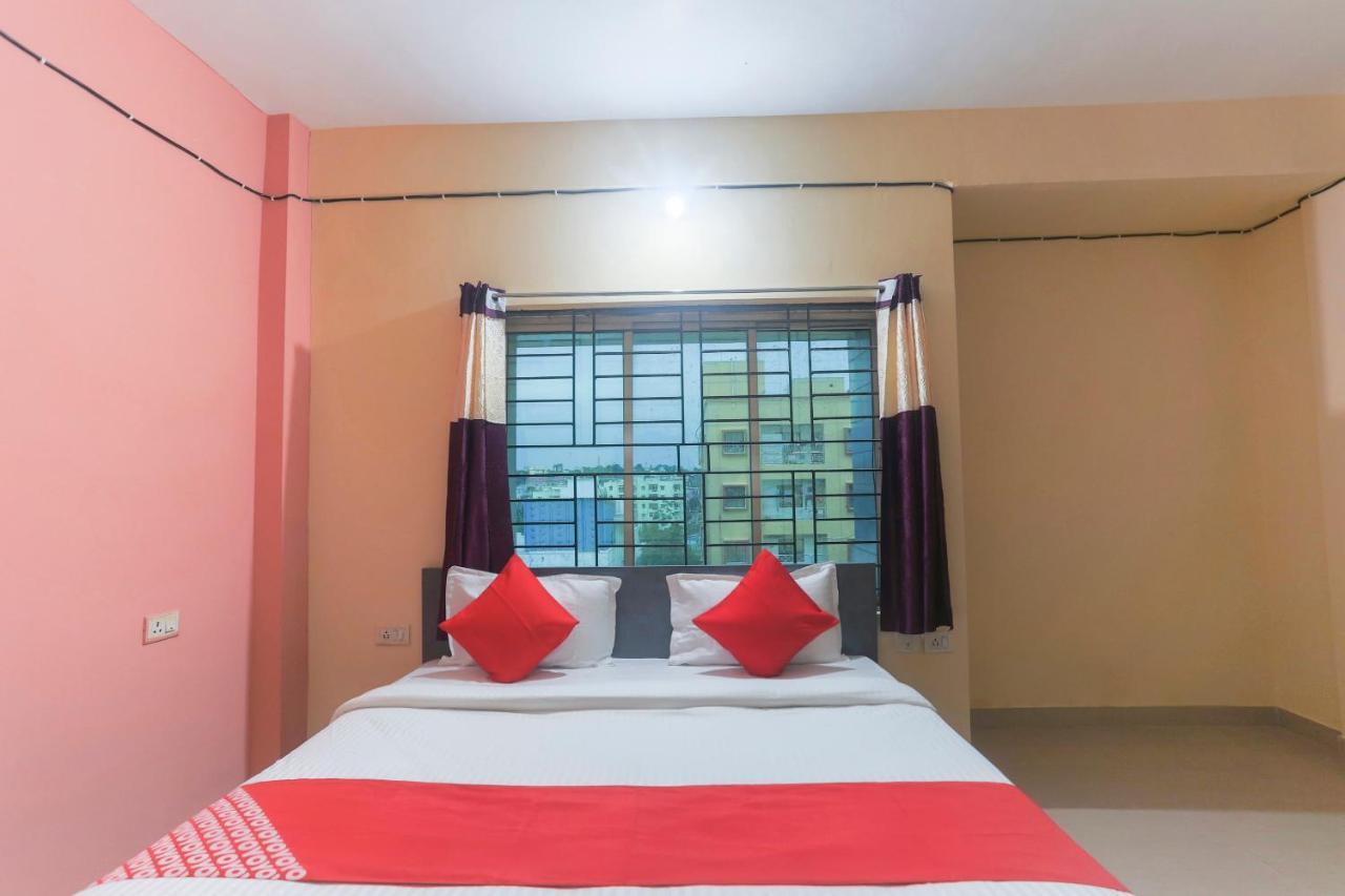 בובנשוואר Super Hotel O Avigna Residency מראה חיצוני תמונה