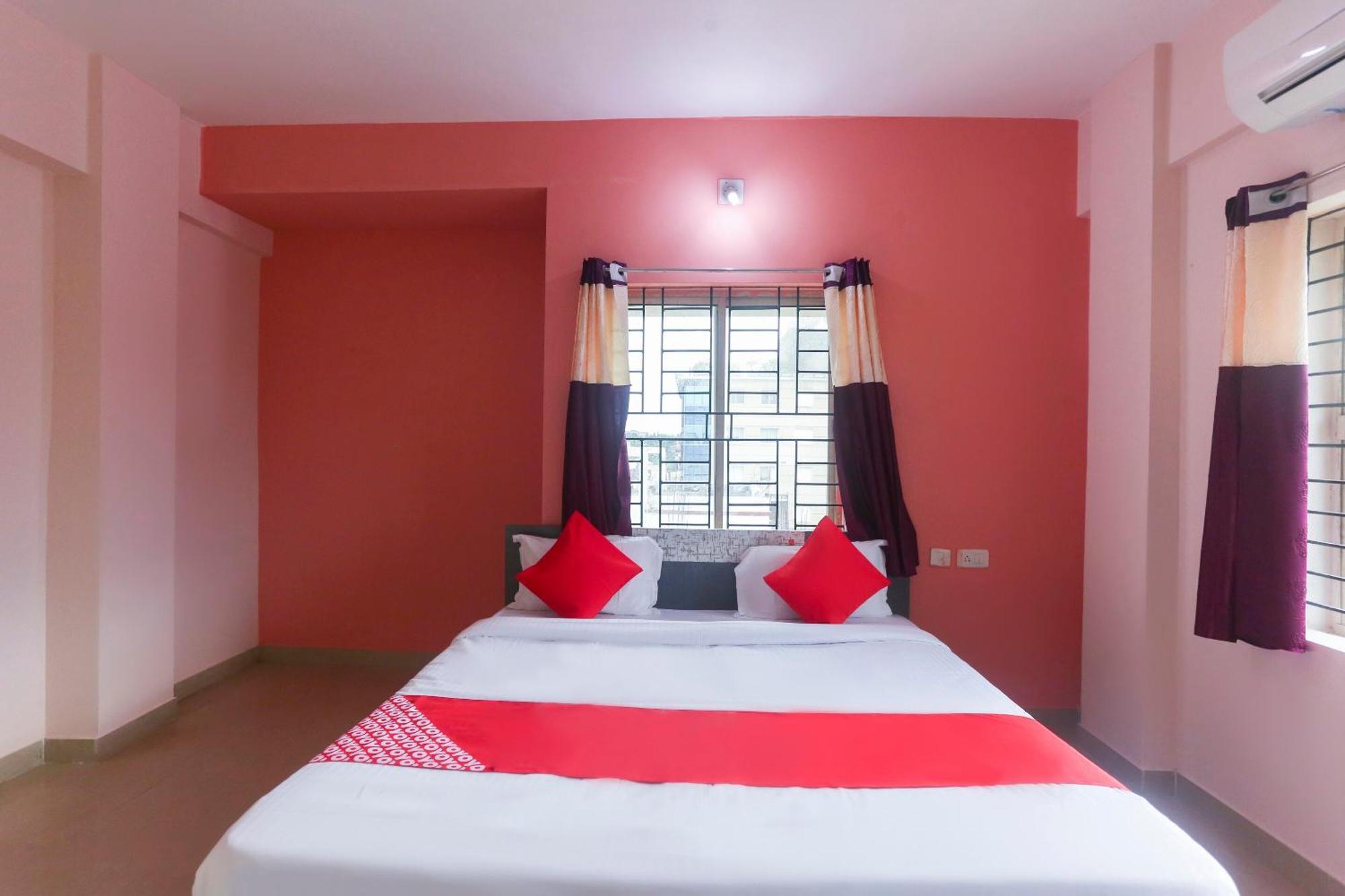 בובנשוואר Super Hotel O Avigna Residency מראה חיצוני תמונה