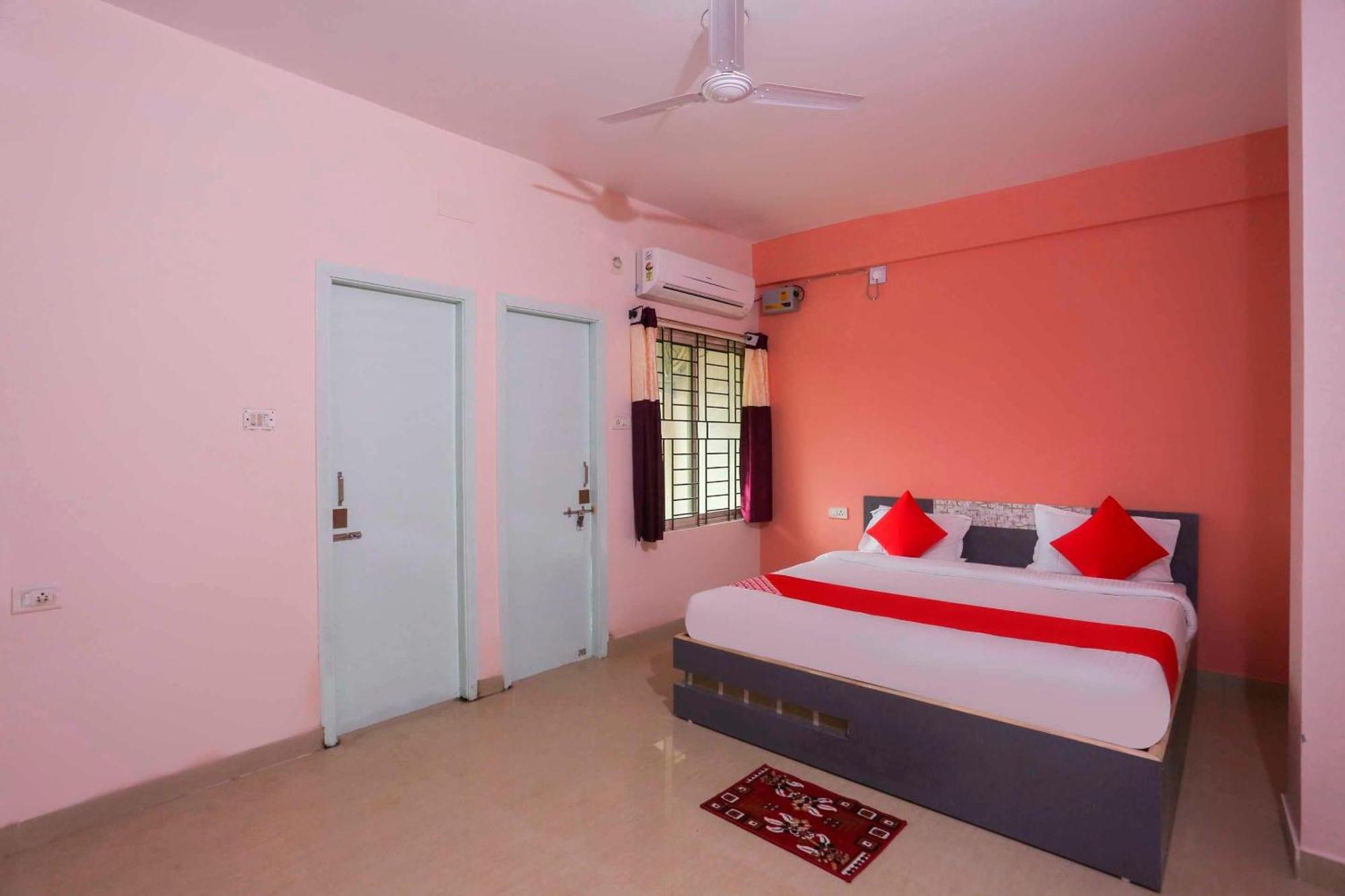 בובנשוואר Super Hotel O Avigna Residency מראה חיצוני תמונה