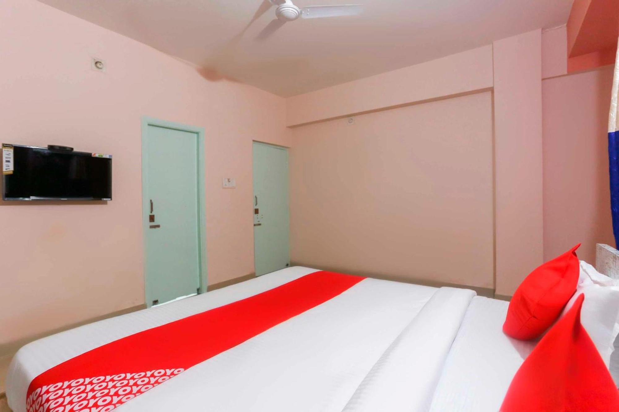 בובנשוואר Super Hotel O Avigna Residency מראה חיצוני תמונה