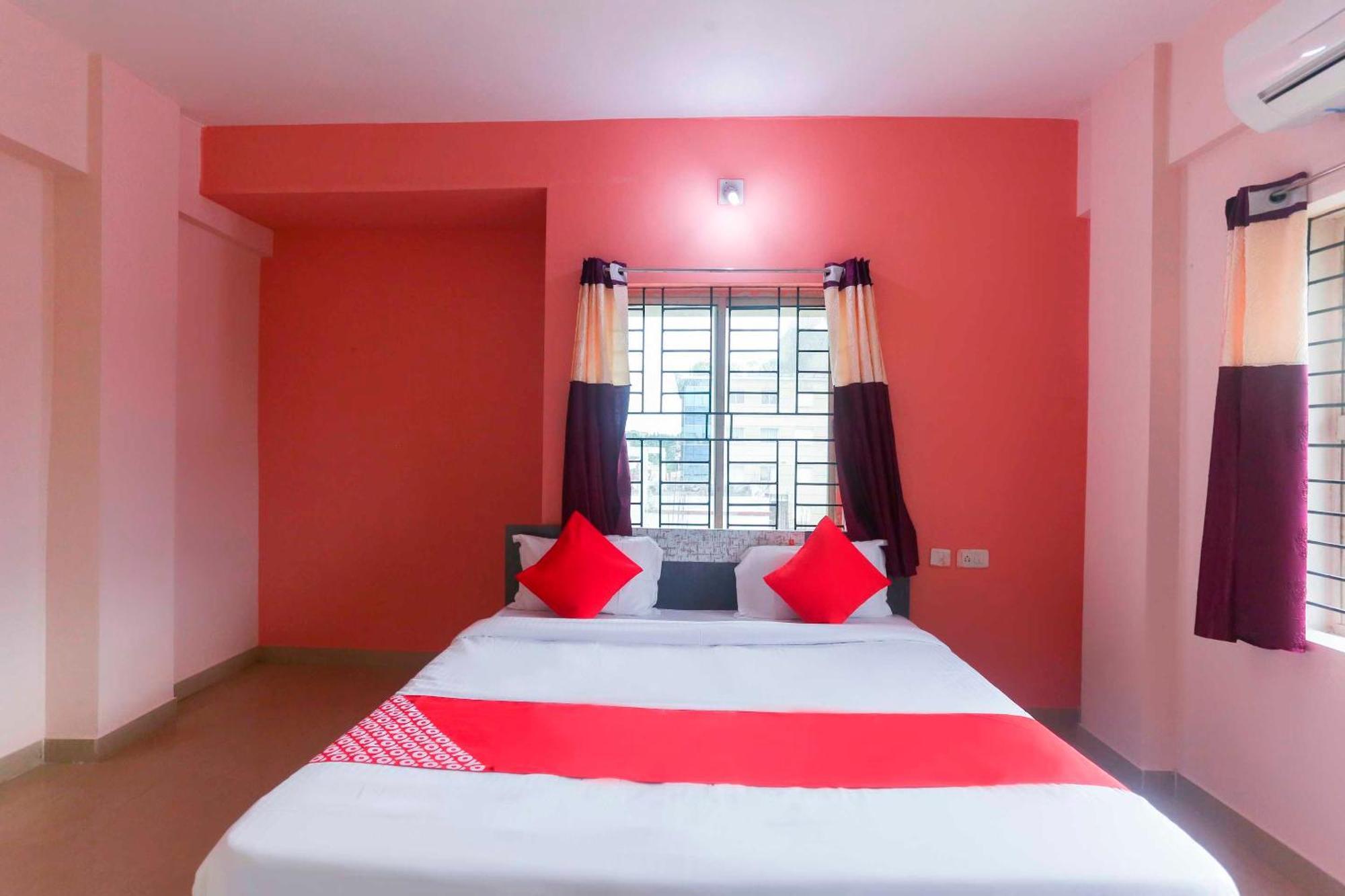 בובנשוואר Super Hotel O Avigna Residency מראה חיצוני תמונה