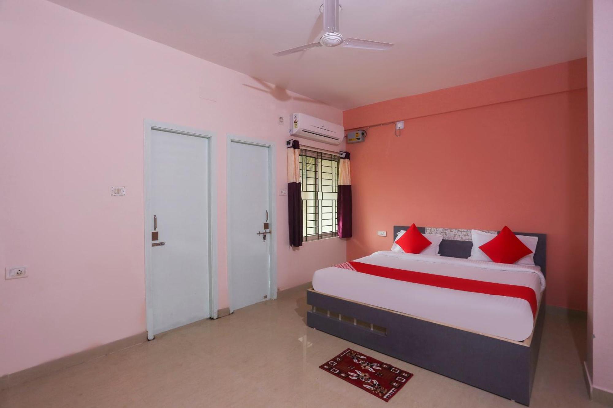 בובנשוואר Super Hotel O Avigna Residency מראה חיצוני תמונה